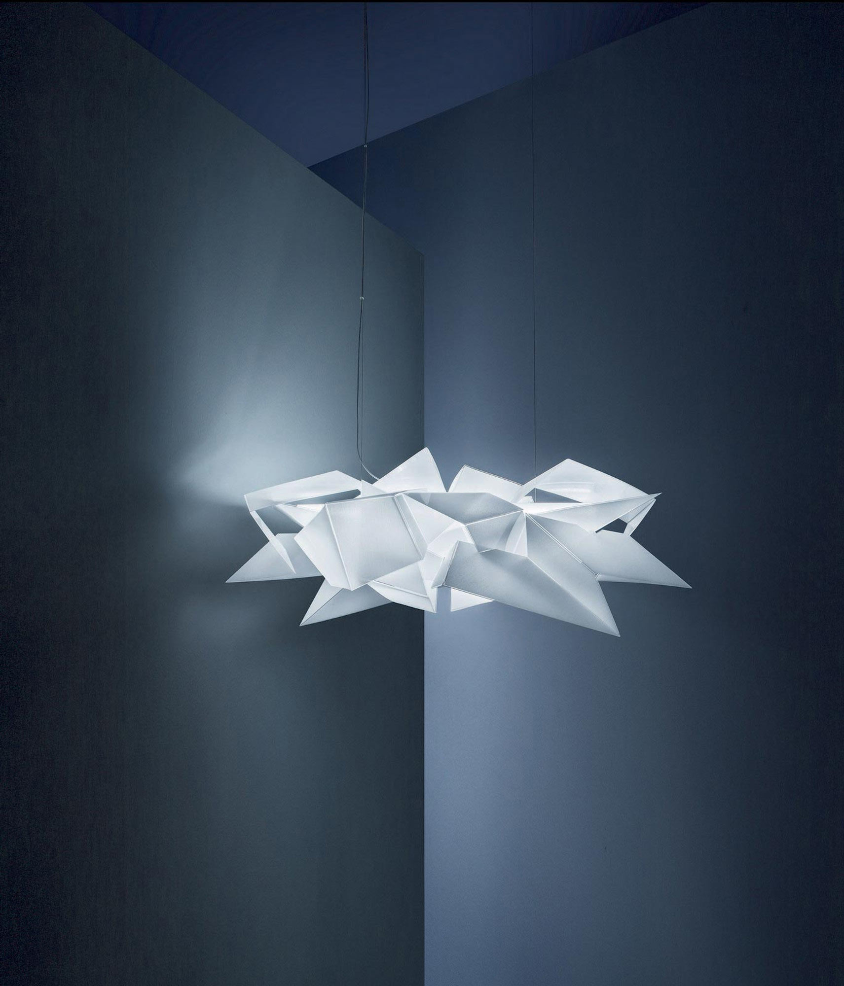 Project "Cordoba Hanging Lamp", image 02 | Lev Libeskind