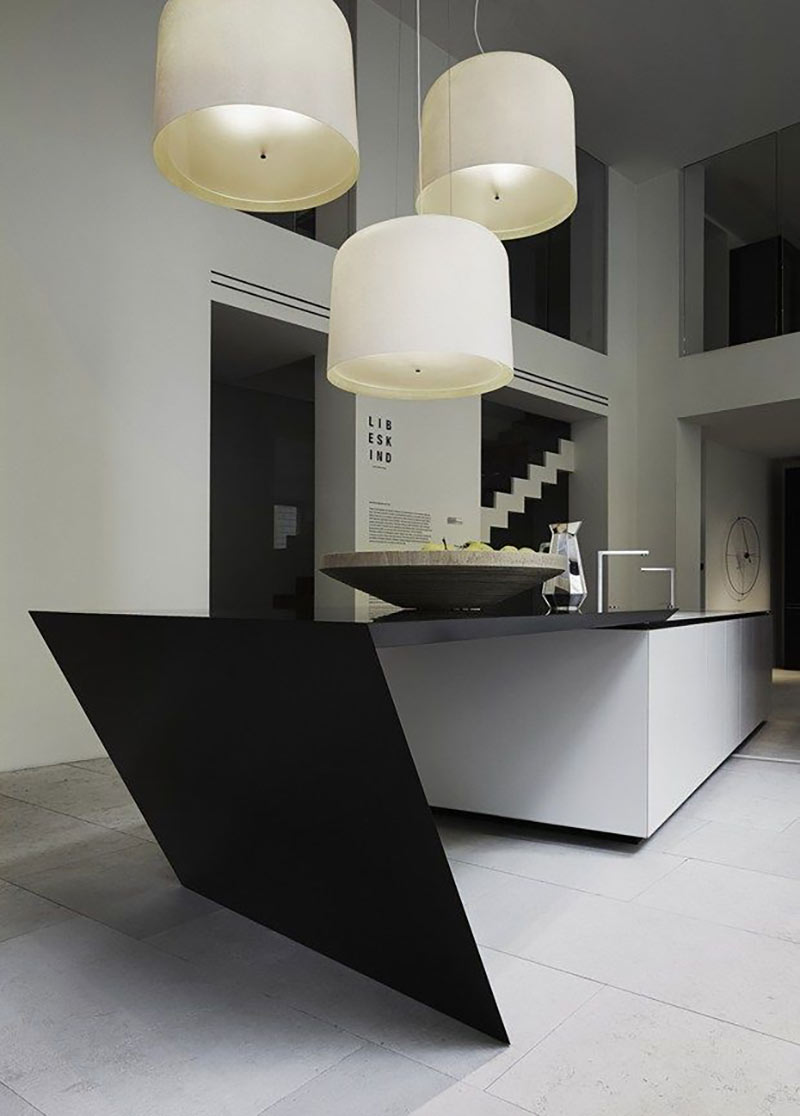 Project "Varenna Sharp Kitchen", image 02 | Lev Libeskind